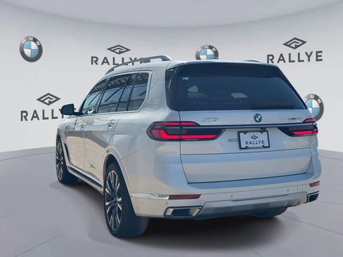Certified 2023 BMW X7 xDrive40i image 4