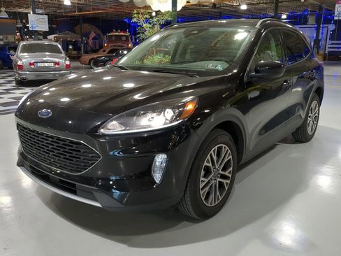 Used 2022 Ford Escape SEL image 1