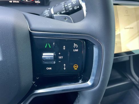 Certified 2024 Land Rover Discovery Sport S image 22