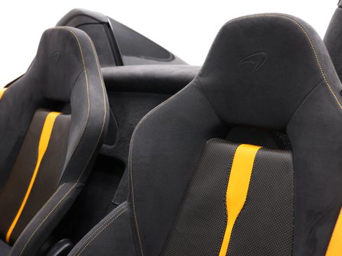 Used 2019 McLaren 570S Spider RWD image 15