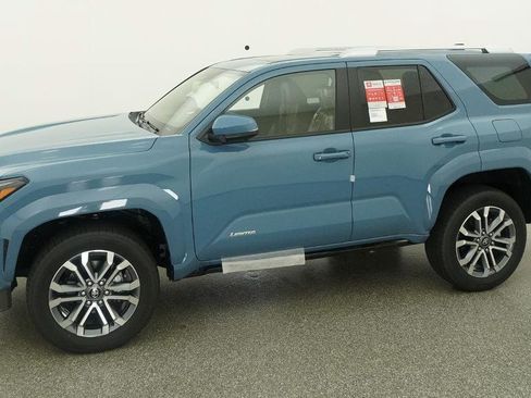 New 2026 Toyota 4Runner Limited AWD/4WD image 5
