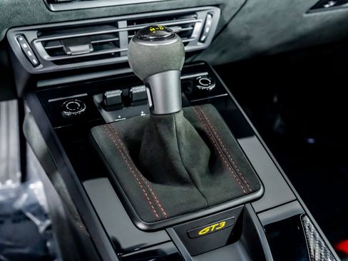 Used 2022 Porsche 911 GT3 image 46