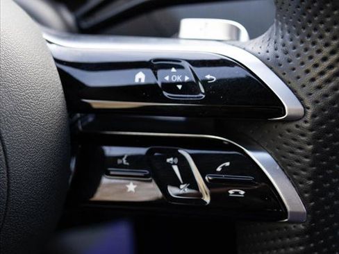 Used 2022 Mercedes-Benz C 300 C 300 image 16