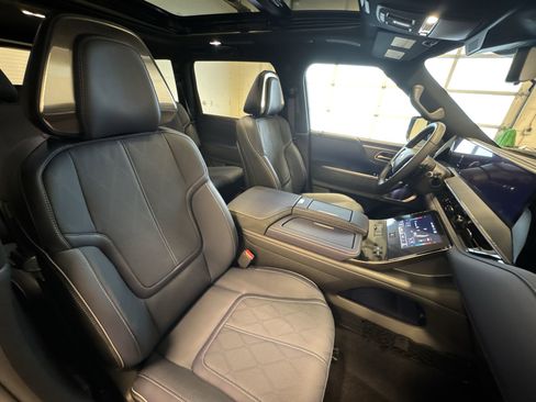 New 2026 INFINITI QX80 4WD image 26