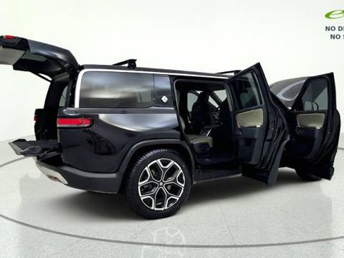 Used 2024 Rivian R1S Adventure AWD/4WD image 19