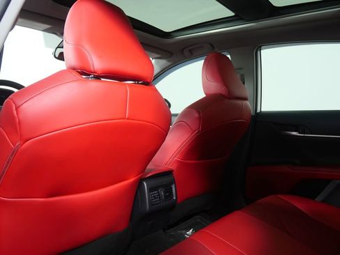 Used 2023 Toyota Camry XSE image 16