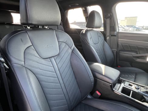 Certified 2024 Kia Sorento SX Prestige image 14