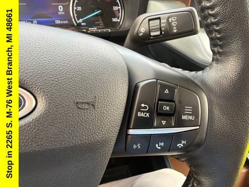 Used 2022 Ford Maverick Lariat w/ Lariat Luxury Package AWD/4WD image 34