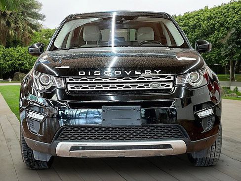 Used 2018 Land Rover Discovery Sport HSE image 3