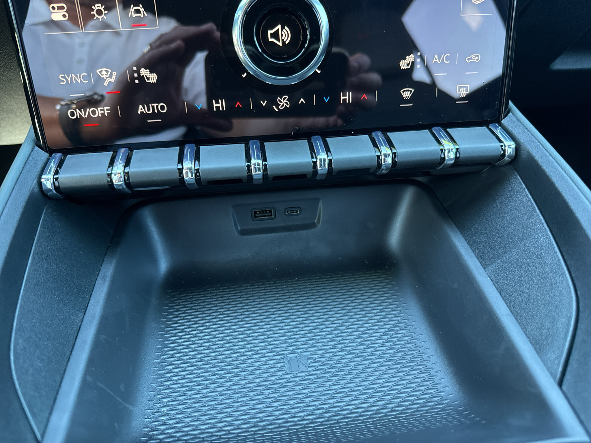 New 2027 GMC Terrain AT4 AWD/4WD image 10