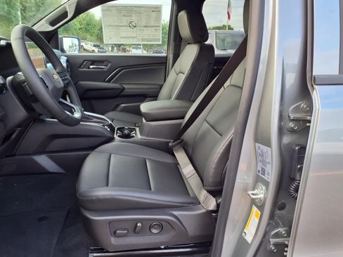 New 2025 Chevrolet Colorado LT w/ LT Convenience Package image 10