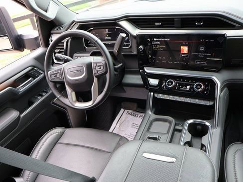 Certified 2025 GMC Sierra 3500 Denali w/ Denali Reserve Package AWD/4WD image 14
