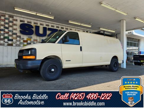 Used 2005 Chevrolet Express 2500 Extended RWD image 1