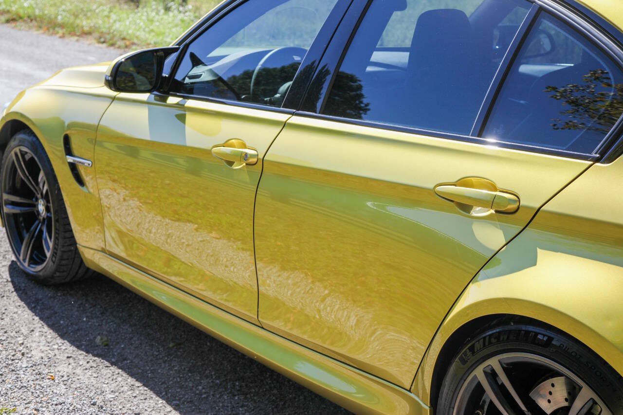 Used 2015 BMW M3 RWD image 16