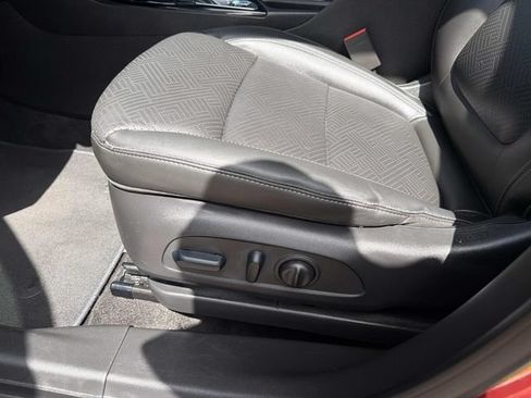 Used 2023 Buick Encore GX Essence w/ Experience Buick Package FWD image 22