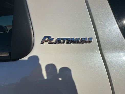 Used 2011 Toyota Sequoia Platinum image 13