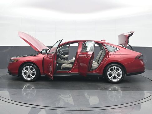 Used 2024 Honda Accord LX image 37