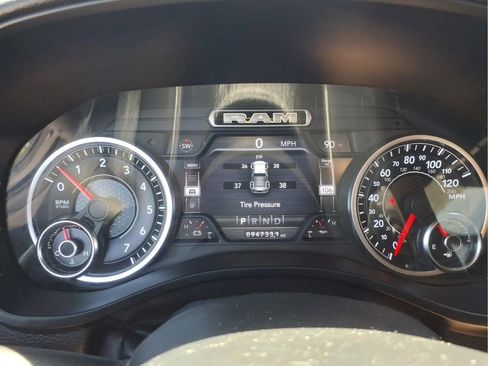 Used 2019 RAM 1500 Big Horn AWD/4WD image 31