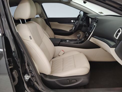 Used 2023 Nissan Maxima Platinum w/ Sport Mat Group image 29