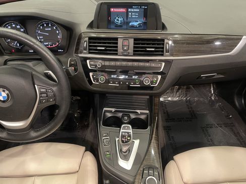 Used 2019 BMW 230i xDrive Convertible w/ Convenience Package image 18