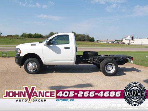 Used 2024 RAM 3500 Tradesman image 6