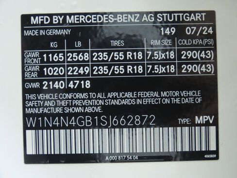 Certified 2025 Mercedes-Benz GLA 250 image 35