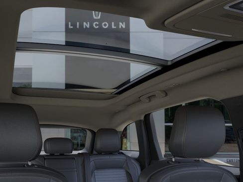 New 2026 Lincoln Nautilus Reserve AWD/4WD image 22