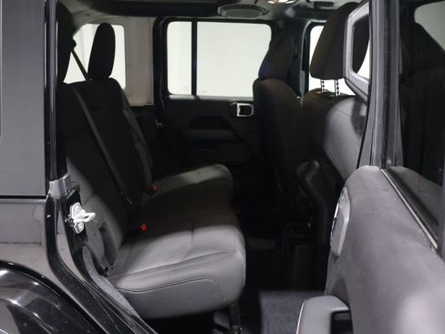 Used 2019 Jeep Wrangler Unlimited Sahara w/ Dual Top Group image 19