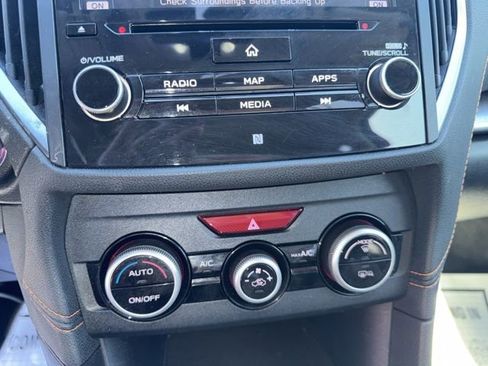 Used 2020 Subaru Crosstrek 2.0i Limited w/ Moonroof Package w/Navigation image 18