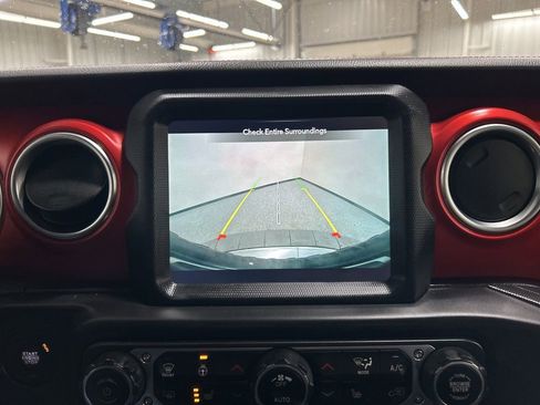 Used 2022 Jeep Wrangler Unlimited Rubicon w/ Dual Top Group image 17