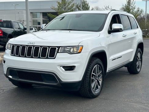 Used 2021 Jeep Grand Cherokee Limited image 3