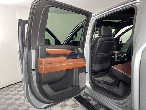 Used 2025 GMC Sierra 2500 Denali Ultimate w/ Max Trailering Package image 41