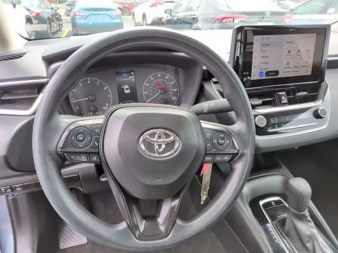 Used 2024 Toyota Corolla LE FWD image 23