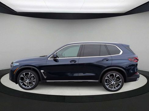 Used 2026 BMW X5 xDrive40i w/ Premium Package AWD/4WD image 5