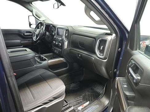 Used 2022 Chevrolet Silverado 3500 LT w/ Convenience Package image 15