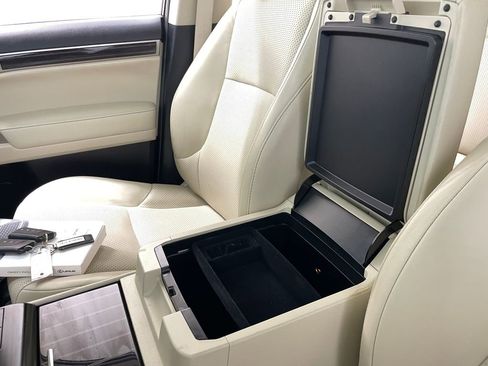 Used 2020 Lexus GX 460 Luxury w/ Accessory Package AWD/4WD image 41