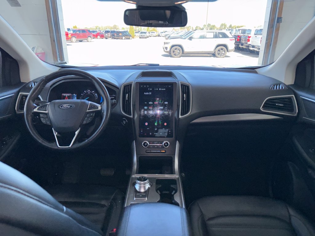 Used 2024 Ford Edge SEL AWD/4WD image 17