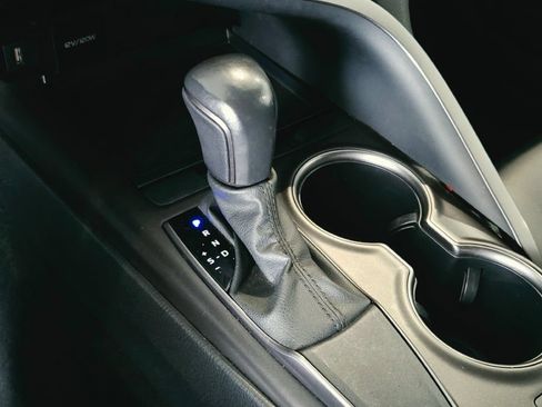 Used 2023 Toyota Camry SE FWD image 26
