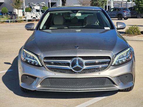 Used 2020 Mercedes-Benz C 300 Sedan image 2