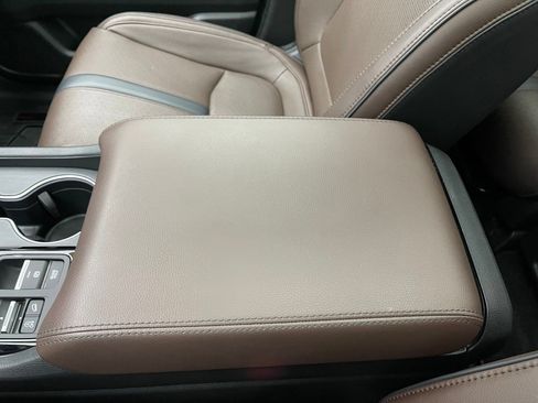 Used 2023 Honda Pilot Elite image 32