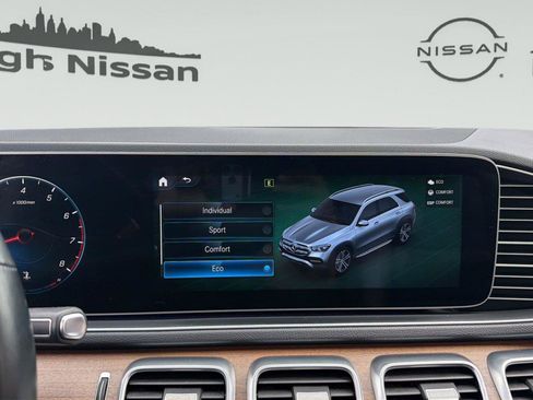 Used 2023 Mercedes-Benz GLE 350 4MATIC w/ AMG Line Exterior image 23