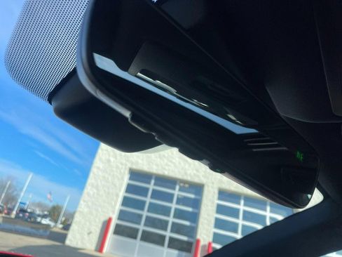 Used 2019 Lexus IS 300 F Sport w/ F Sport Package image 34