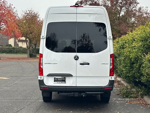 New 2025 Mercedes-Benz Sprinter 2500 image 4