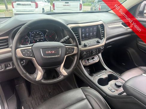Used 2023 GMC Acadia Denali w/ Denali Ultimate Package FWD image 14