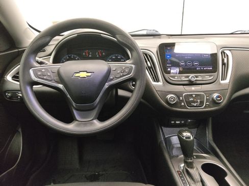 Used 2019 Chevrolet Malibu LS FWD image 22
