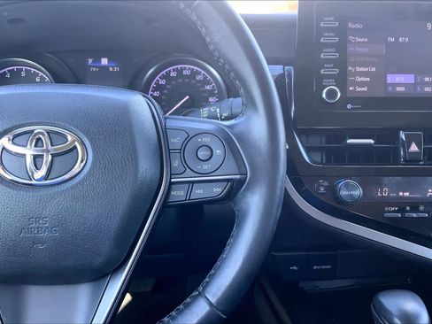 Used 2024 Toyota Camry SE w/ Convenience Package image 24