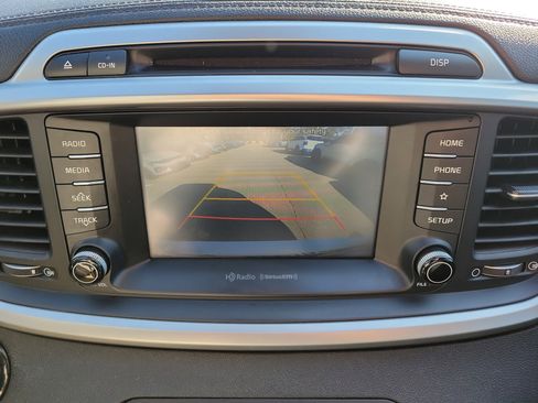 Used 2019 Kia Sorento EX image 35