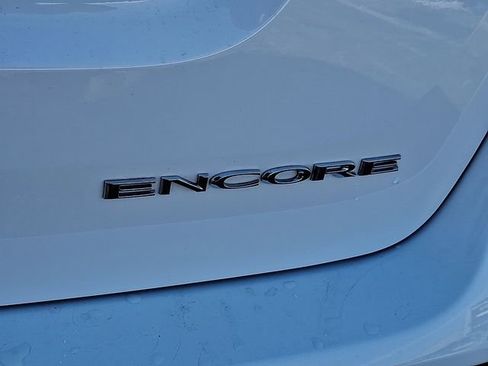 Used 2021 Buick Encore Preferred image 29