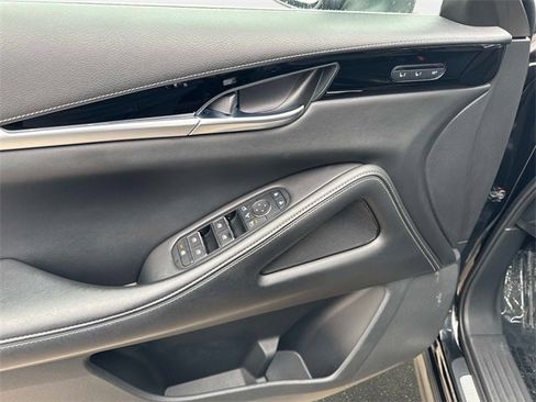 Used 2023 INFINITI QX60 Pure image 16