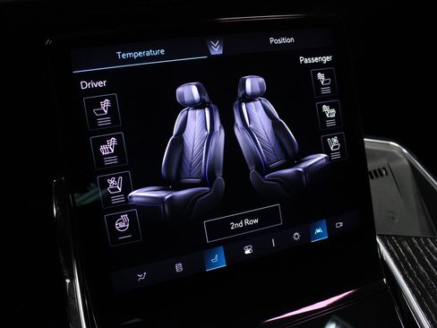 Used 2026 Cadillac Escalade IQ Sport 1 AWD/4WD image 32